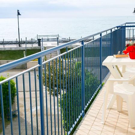 Residence Cristallo Caorle Exterior foto