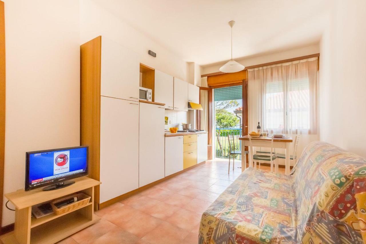 Residence Cristallo Caorle Exterior foto